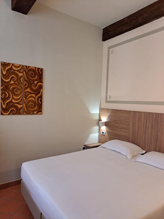 Tati Hotel Луго Екстериор снимка